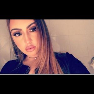 Meet your Posher, Gabriela